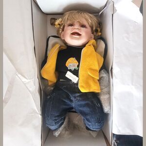 Vintage Cathay Collection 19" Porcelain Baby Doll w/ Box